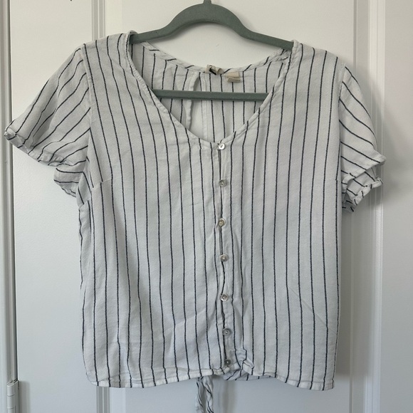 Roxy White and Black Striped Button-Down Shirt - Picture 1 of 4